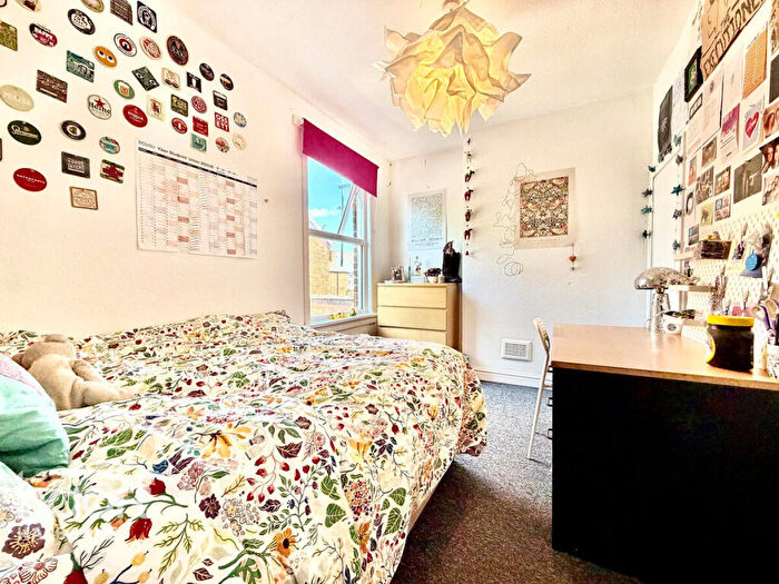 3 Bedroom Terraced House To Rent In Student Home- Daisy Rd, Edgbaston, B16