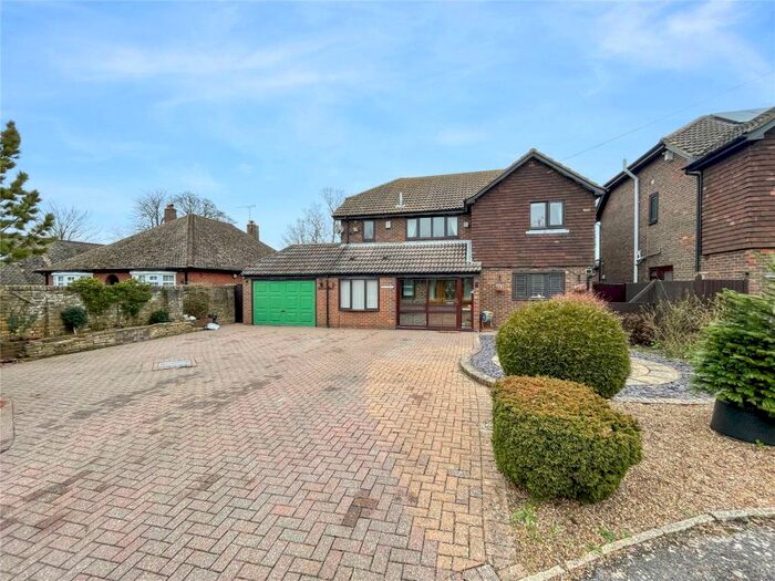 4 Bedroom Detached House For Sale In Tunstall Road, Tunstall, Sittingbourne, Kent, ME10
