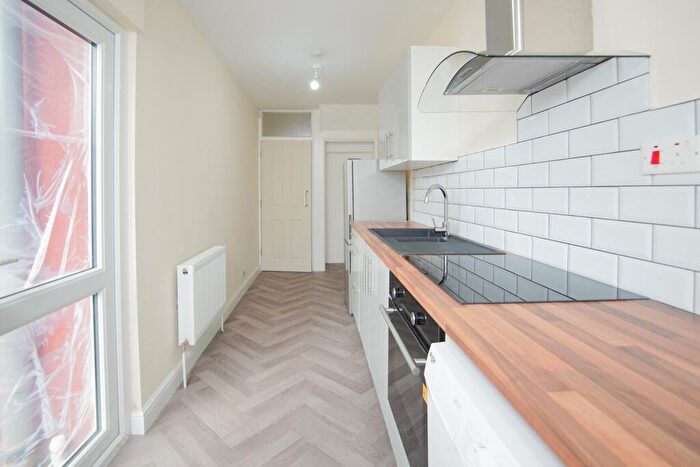 3 Bedroom Terraced House To Rent In Sandling Ave, Horfield, Bristol, BS7