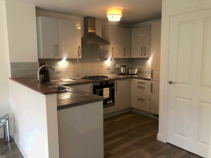5 Bedroom Flat To Rent In Mowbray, Birmingham, B5