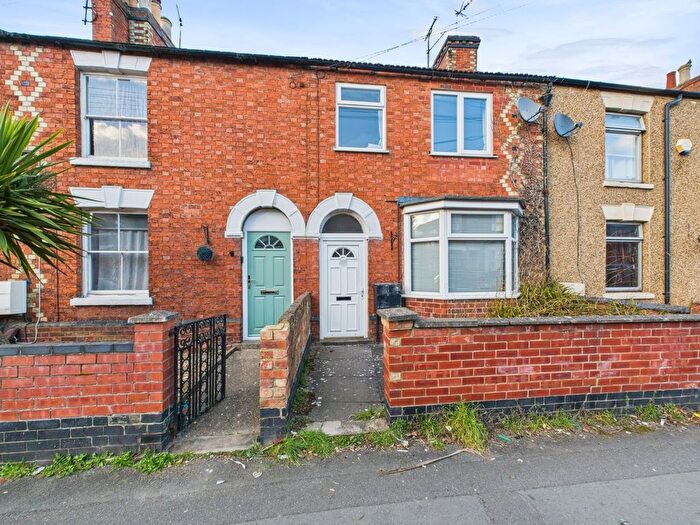 2 Bedroom Terraced House To Rent In Green Lane, Kettering, NN16