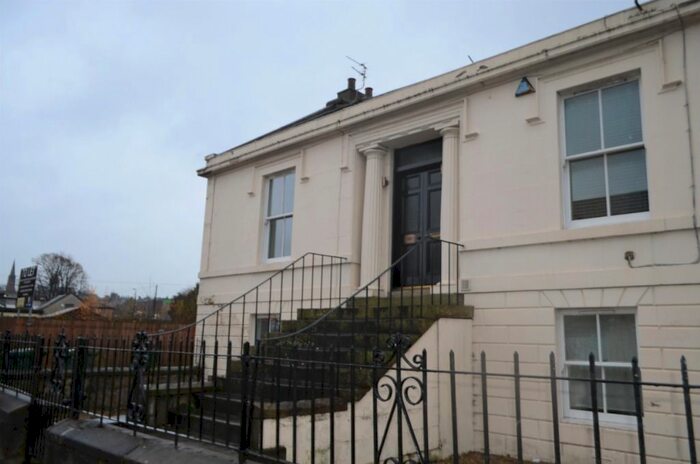 2 Bedroom Flat To Rent In Grahams Road, Falkirk, FK1