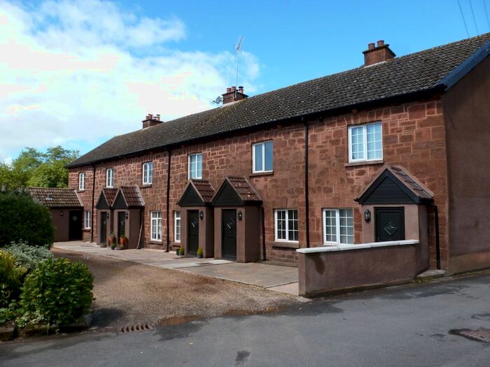 2 Bedroom Terraced House To Rent In Kennford, Exeter, EX6