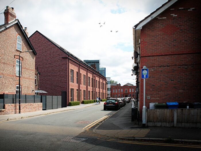 1 Bedroom Flat For Sale In Tatton Road, Sale, M33