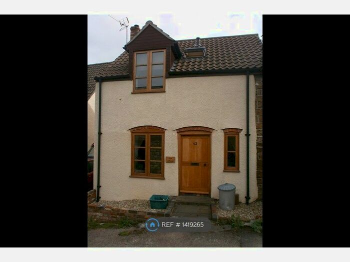 2 Bedroom Detached House To Rent In High Street, Cam, GL11