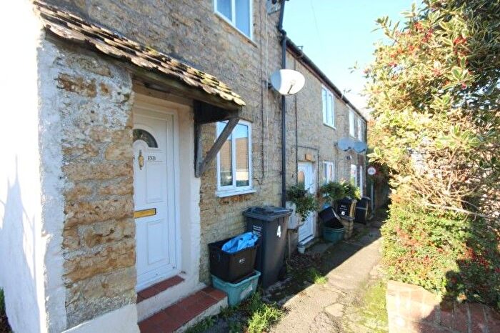 2 Bedroom Cottage To Rent In Tower Hill Road, Crewkerne, TA18