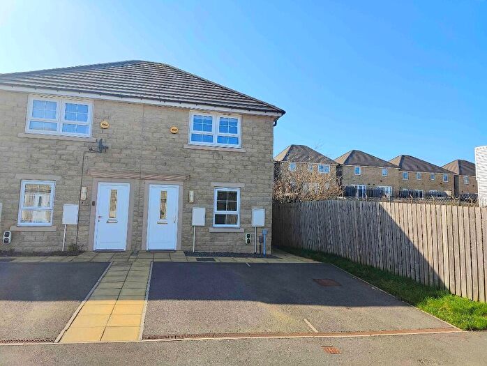 2 Bedroom Semi Detached House For Sale In Fetlock Drive, Fagley, Bradford, BD2