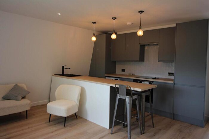 1 Bedroom Flat To Rent In Victoria Road, Ruislip, HA4