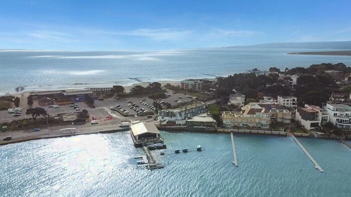 4 Bedroom Maisonette To Rent In Banks Road, Sandbanks, BH13