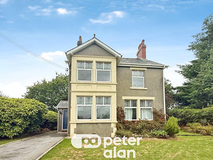 3 Bedroom Property To Rent In Brynna Road, Bridgend, CF35