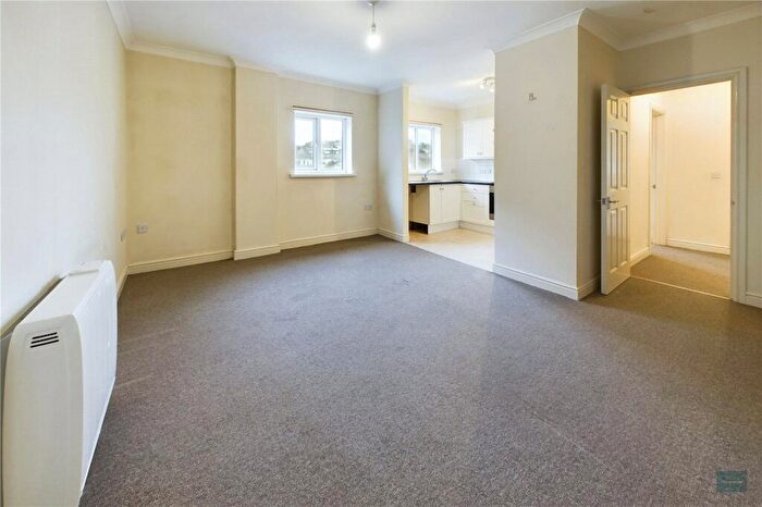 1 Bedroom Apartment To Rent In Mutley Plain, Plymouth, PL4