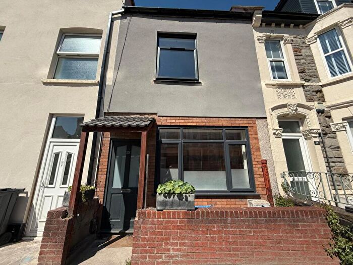 2 Bedroom House To Rent In Clouds Hill Road, Bristol, BS5
