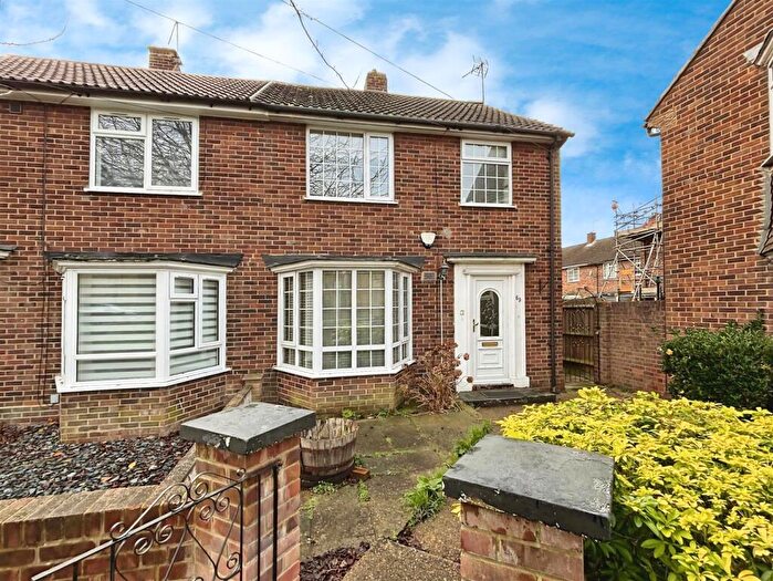 2 Bedroom Semi-Detached House For Sale In Wood Street, Gillingham, ME7