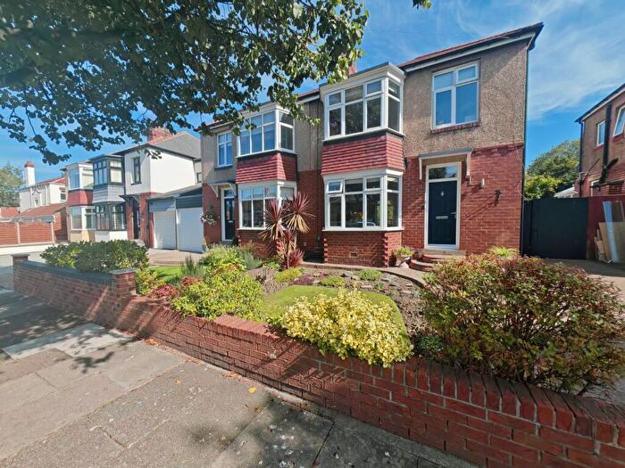 3 Bedroom Semi-Detached House For Sale In West Avenue, South Shields, NE34