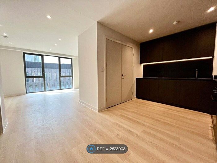 2 Bedroom Flat To Rent In Dutton Street, Manchester, M3