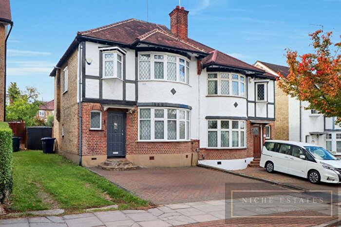 3 Bedroom Semi-Detached House To Rent In Fursby Avenue, London, N3