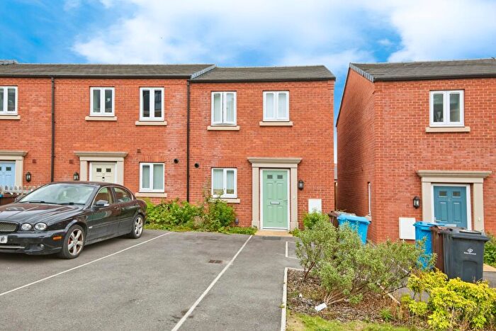 3 Bedroom End Of Terrace House For Sale In Erasmus Drive, Derby, Derbyshire, DE1