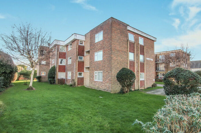 1 Bedroom Flat To Rent In Mill Road, Worthing, BN11