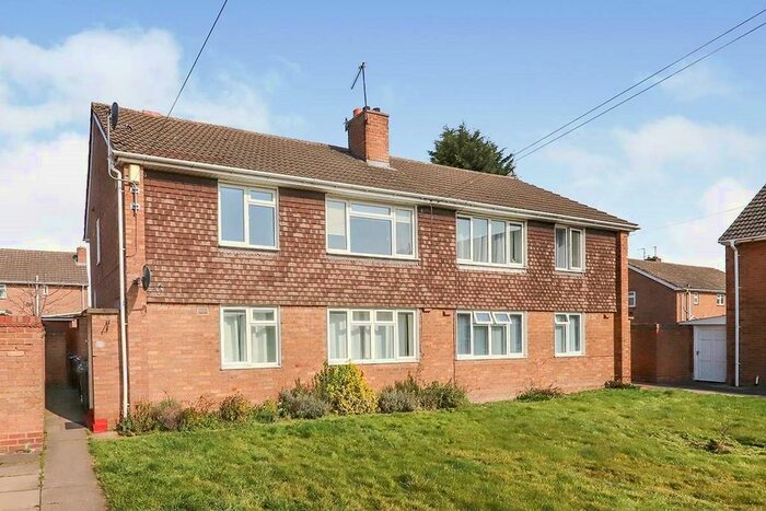 1 Bedroom Flat To Rent In Lapley Close, Wolverhampton, West Midlands, WV1