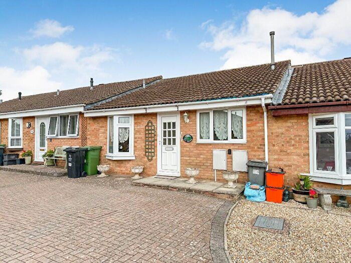 2 Bedroom Terraced Bungalow For Sale In The Cullerns, Highworth, SN6