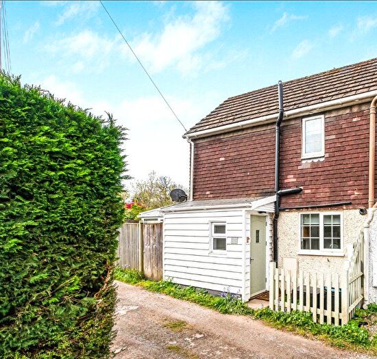 1 Bedroom End Terrace House To Rent In Marsh Green Road, Marsh Green, Edenbridge, Kent, TN8