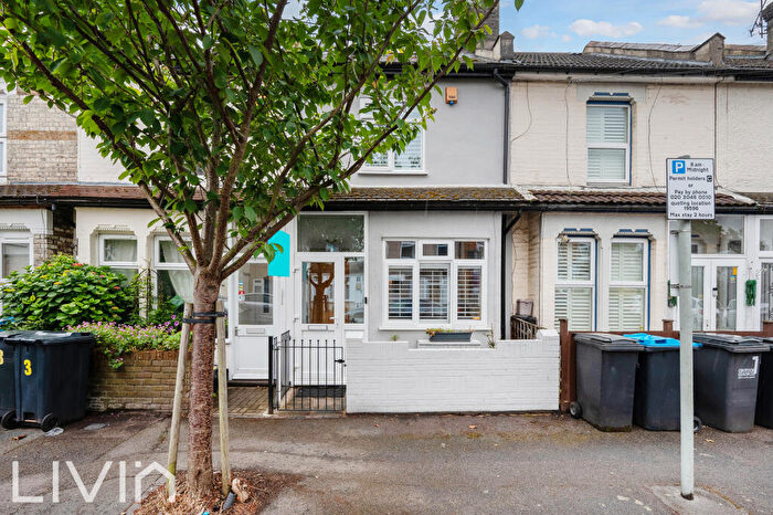 2 Bedroom Terraced House For Sale In Cranmer Road, Croydon, CR0