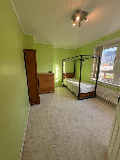 2 Bedroom Flat To Rent In Academy Street, Sandyhills, G32
