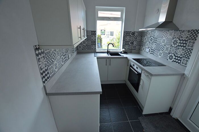 3 Bedroom Property To Rent In Lincoln Street, Wakefield, WF2