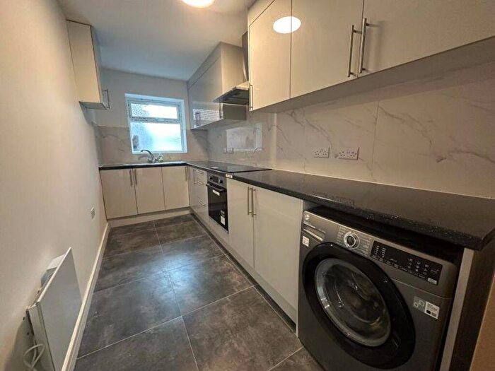 1 Bedroom Flat To Rent In Iveagh Avenue, London, NW10