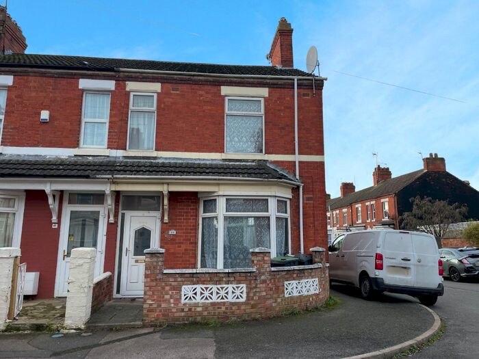 4 Bedroom Terraced House To Rent In Thomas Street, Wellingborough, NN8