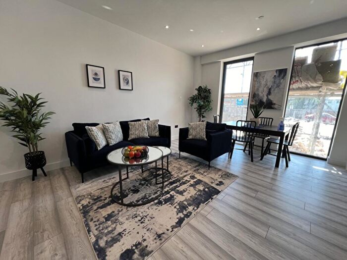 1 Bedroom Flat To Rent In High Street, HA8