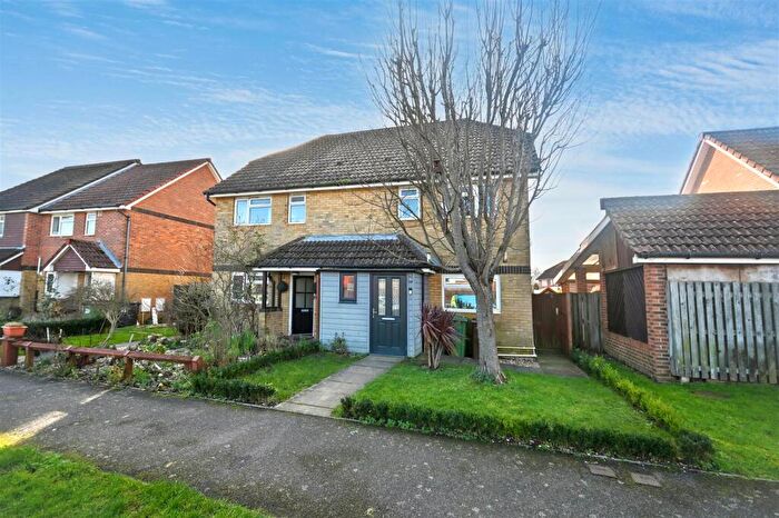 3 Bedroom Semi Detached House For Sale In Rotherfield Avenue, Eastbourne, BN23