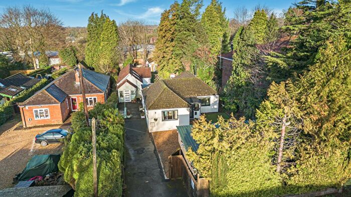 3 Bedroom Bungalow For Sale In Winchester Road, Four Marks, Alton, Hampshire, GU34