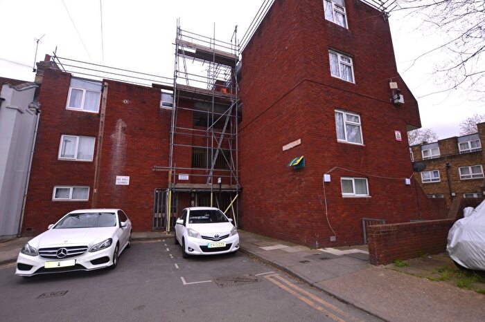 1 Bedroom Flat For Sale In Friars Road, London, E6