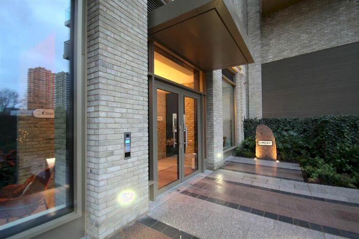 1 Bedroom Flat For Sale In Emery Wharf, Emery Way, Wapping, London, E1W