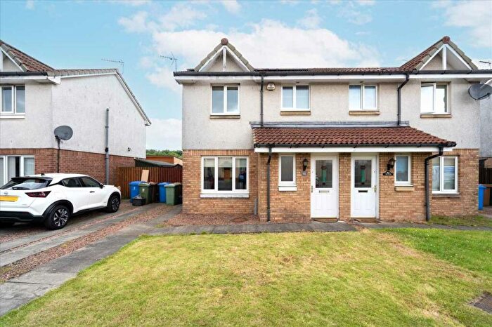 3 Bedroom Semi-Detached House To Rent In Wood Street, FK3