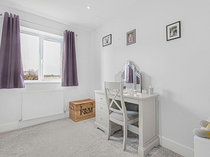 3 Bedroom Semi-Detached House For Sale In Warmans Close, Wantage, OX12