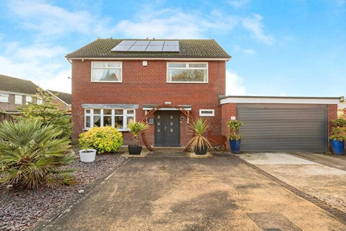 4 Bedroom Detached House For Sale In Mendip Road, Scunthorpe, DN17