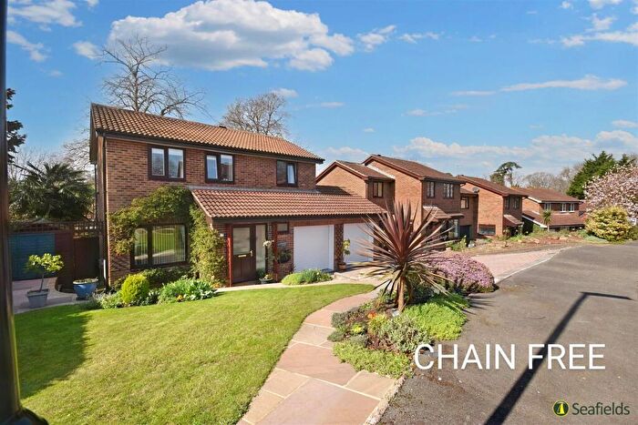 4 Bedroom Detached House For Sale In Brookfield Gardens, Ryde, PO33