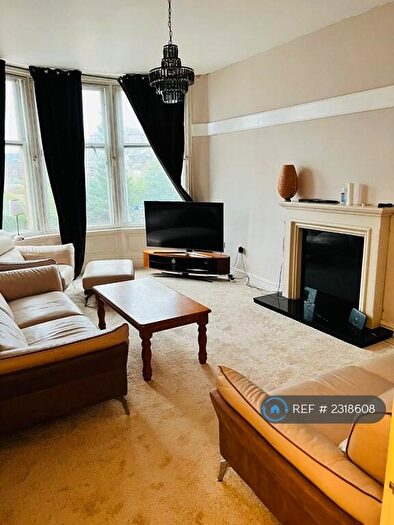 2 Bedroom Flat To Rent In Battlefield Gardens, Glasgow, G42