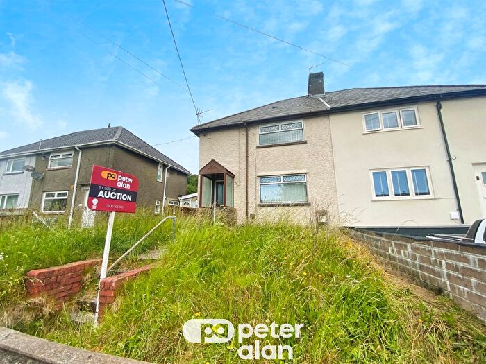 3 Bedroom Semi-Detached House For Sale In Tylcha Wen Terrace, Tonyrefail, Porth, CF39