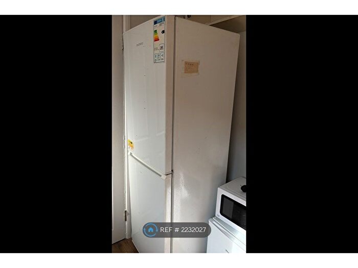 Studio To Rent In Veals Mead, London, CR4