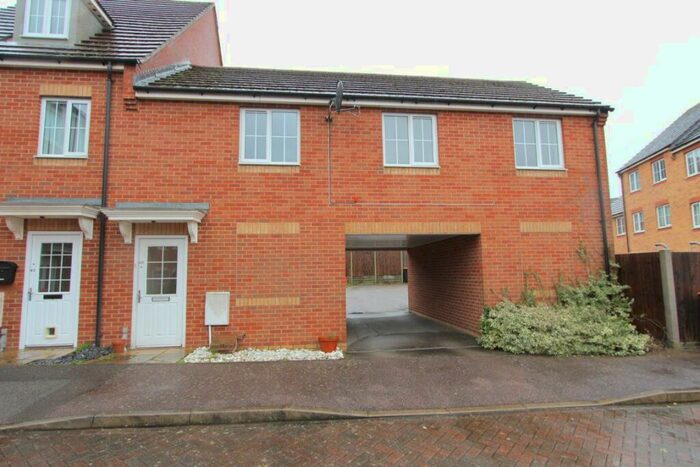 2 Bedroom Maisonette To Rent In Cormorant Way, Leighton Buzzard, LU7