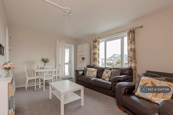 2 Bedroom Flat To Rent In Langton Road, Edinburgh, EH9