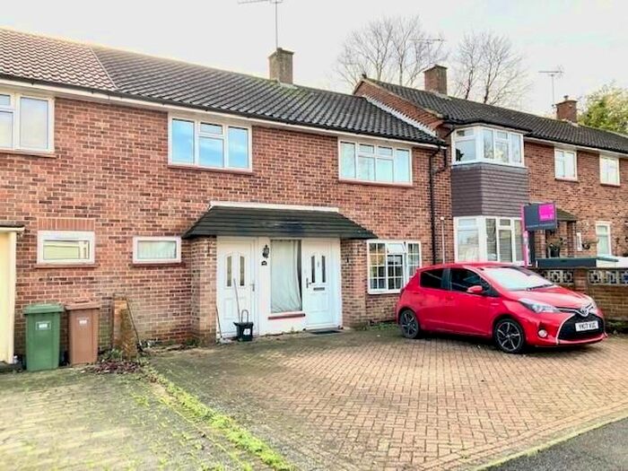 4 Bedroom Terraced House To Rent In Priestwood, Bracknell, RG42