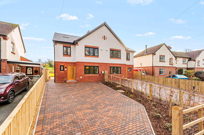 4 Bedroom Semi-Detached House For Sale In Manor Terrace, Langley, SK11