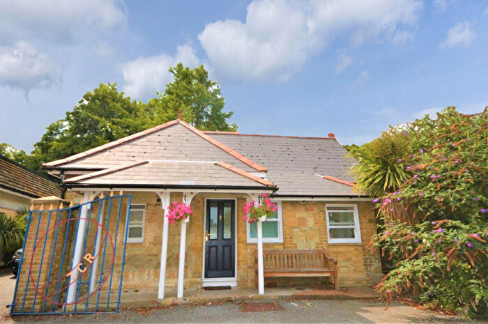 1 Bedroom Detached House To Rent In Steephill Road, PO38