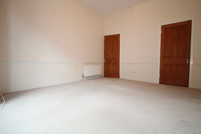 2 Bedroom Flat To Rent In Dowanhill Street, Glasgow, G11