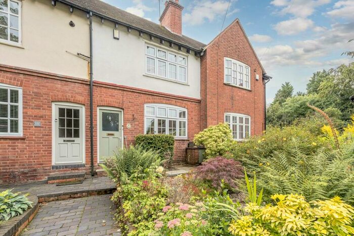 3 Bedroom Terraced House To Rent In West Pathway, Harborne, Irmingham, B17