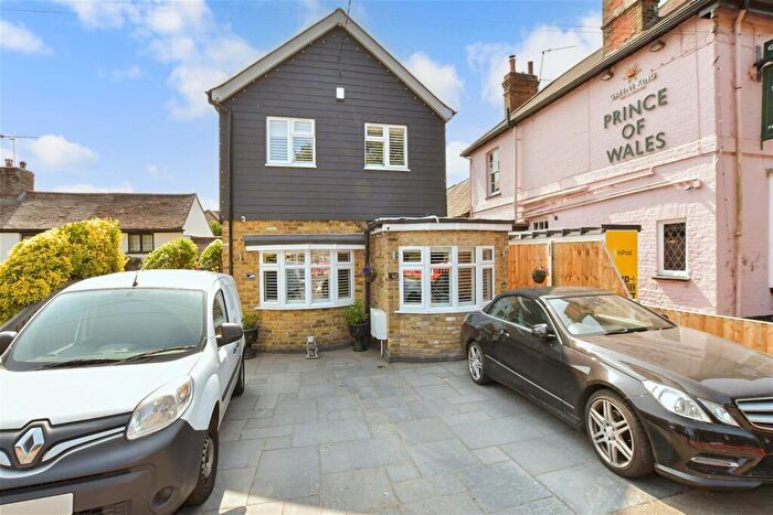 3 Bedroom Detached House For Sale In Roman Road, Mountnessing, Brentwood, Essex, CM15
